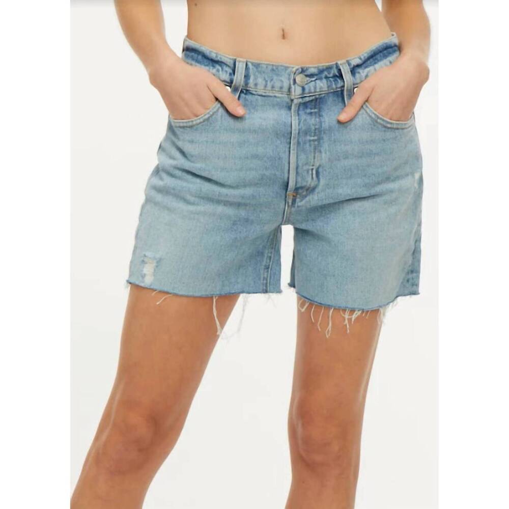 NEW SOCIALITE raw hem denim short in blue